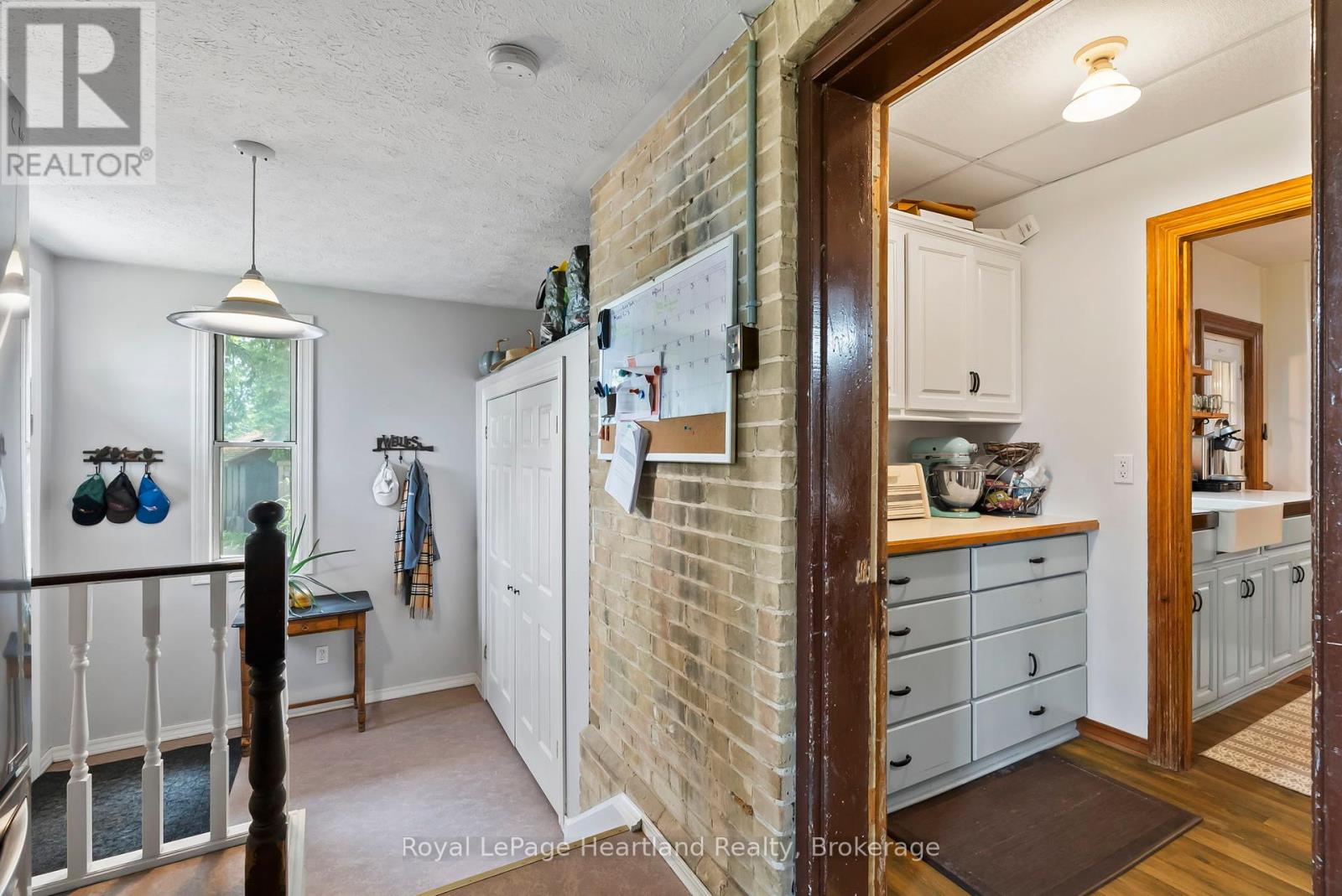 9540 Ayton Road, Minto, Ontario  N0G 1Z0 - Photo 26 - X12223758