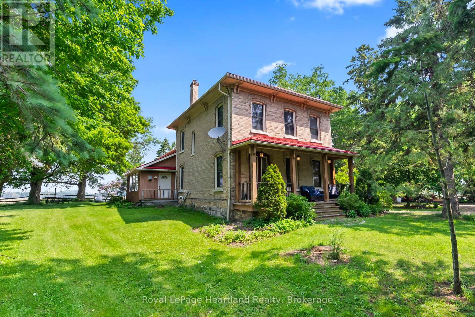 9540 Ayton Road, Minto, Ontario  N0G 1Z0 - Photo 9 - X12223758