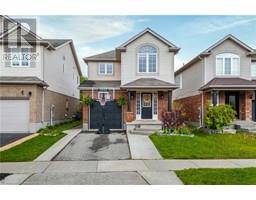 453 BEAUMONT Crescent, Kitchener, Ontario