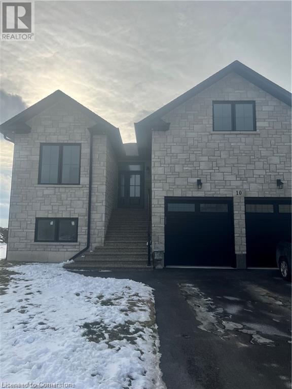 10 CRISTALLINA Drive Unit# Upper, Thorold, Ontario