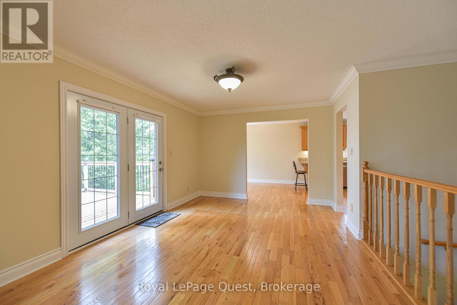 27 Heyden Avenue, Orillia, Ontario  L3V 6H1 - Photo 22 - S12223834
