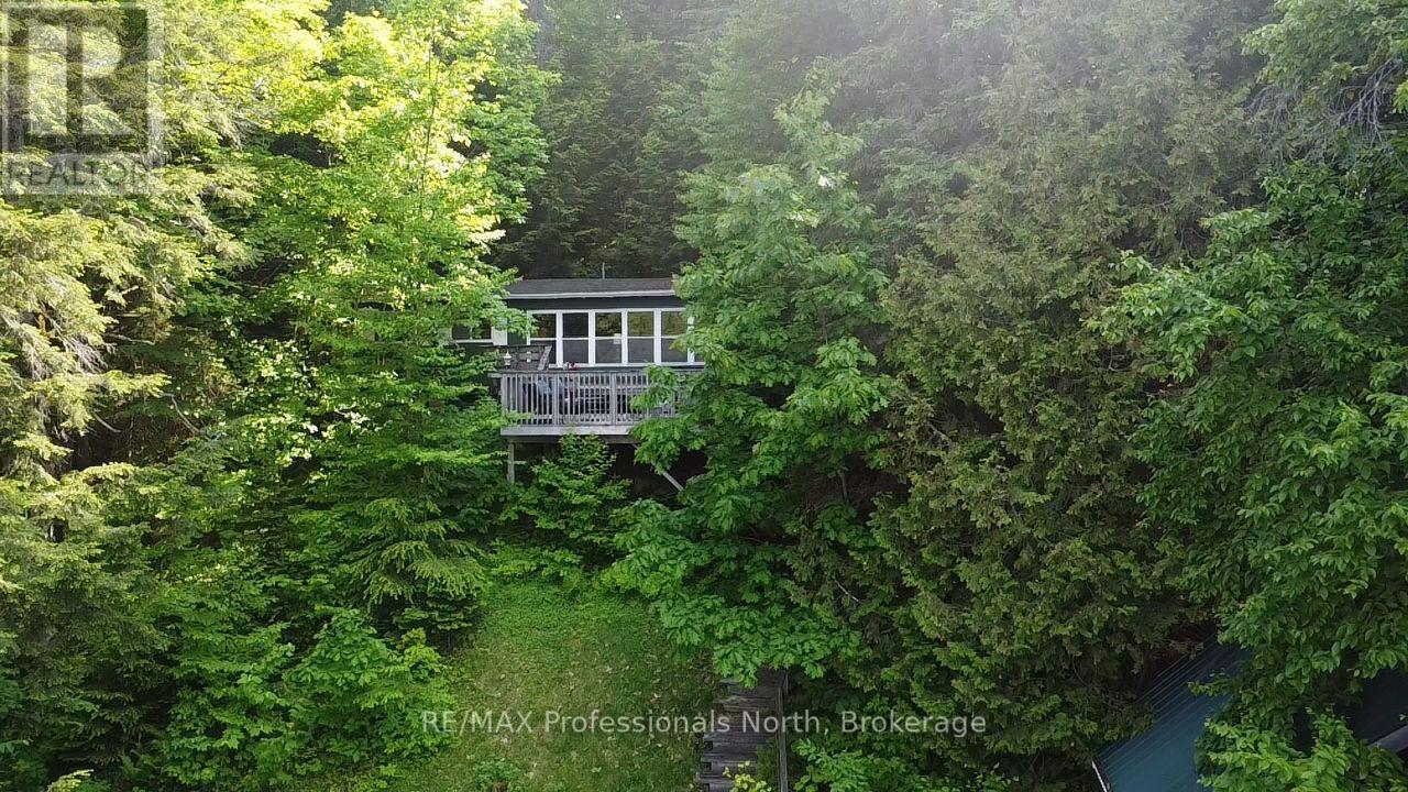 69 Maple Drive, Perry, Ontario  P0A 1J0 - Photo 3 - X12223821