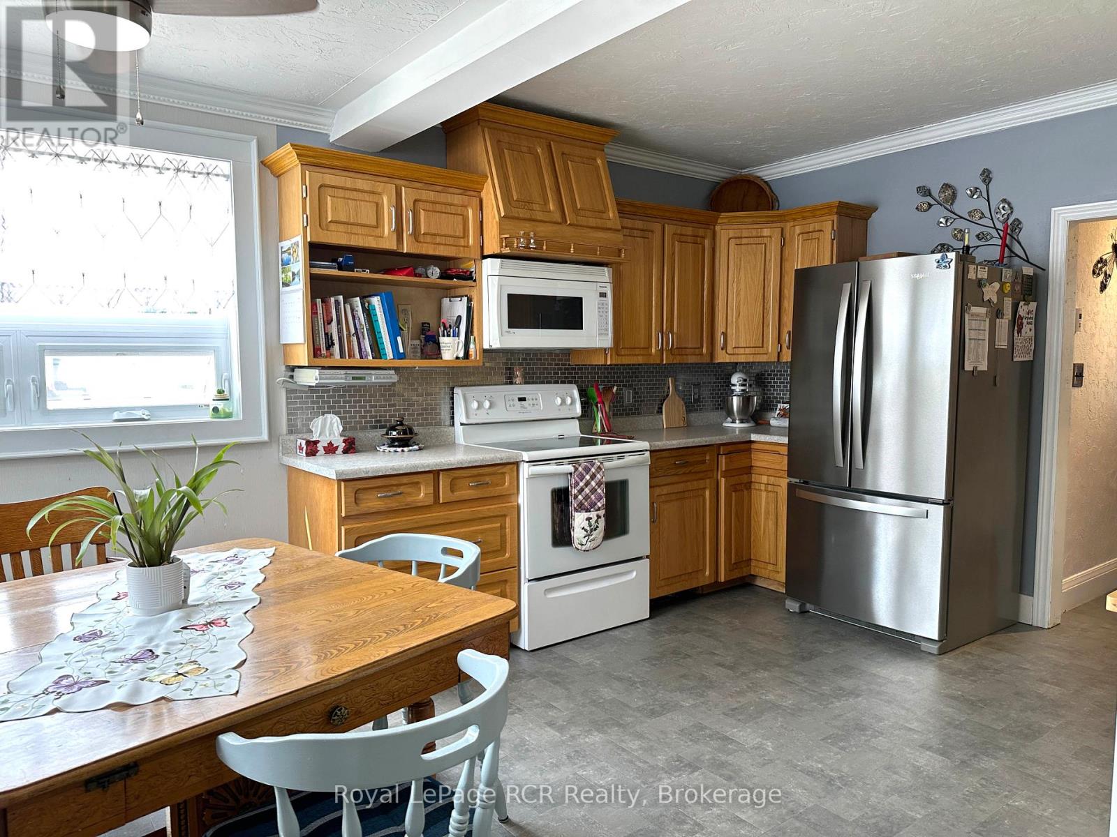 298 8th Street, Hanover, Ontario  N4N 1J7 - Photo 24 - X12223877