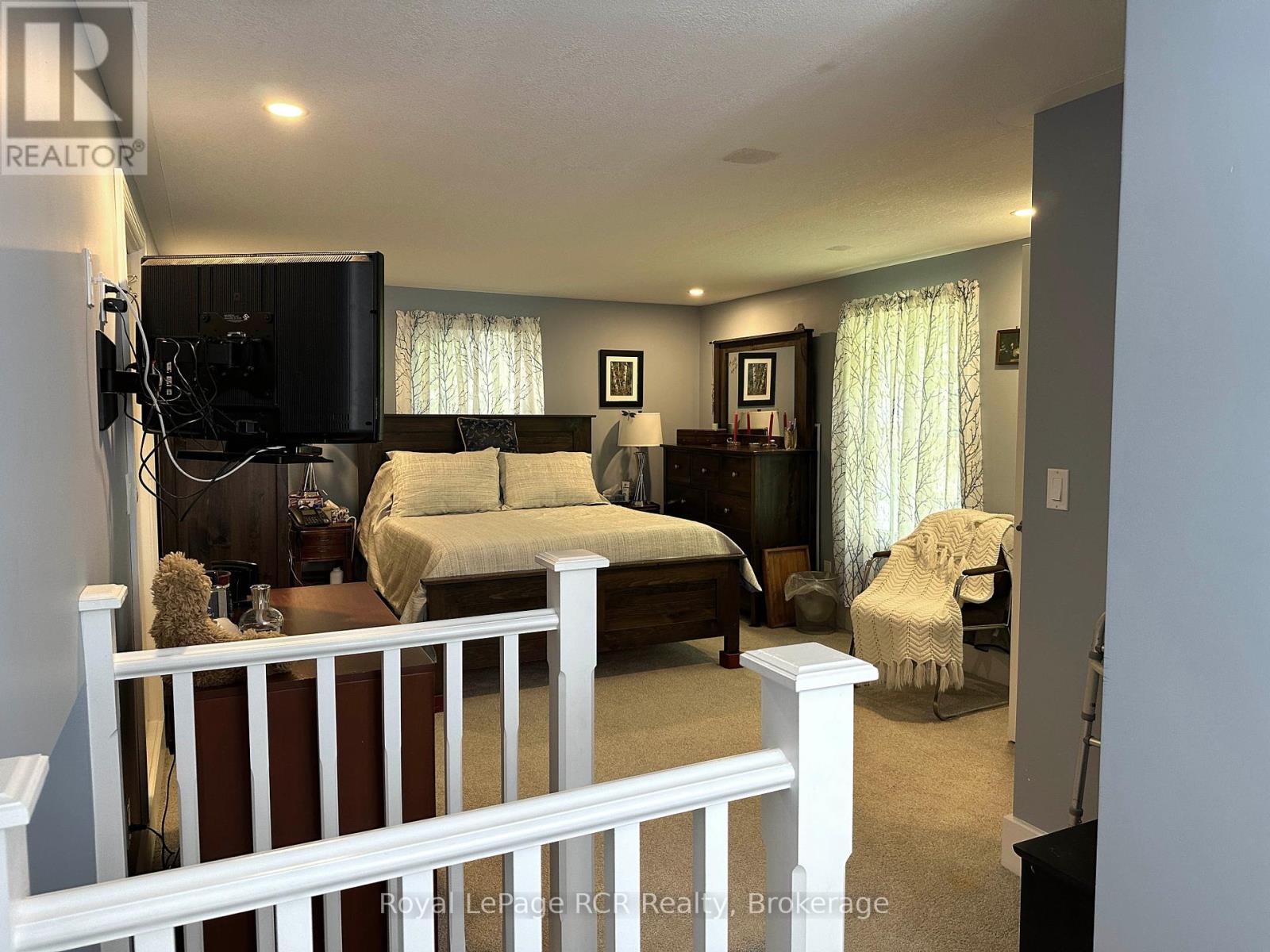 298 8th Street, Hanover, Ontario  N4N 1J7 - Photo 30 - X12223877