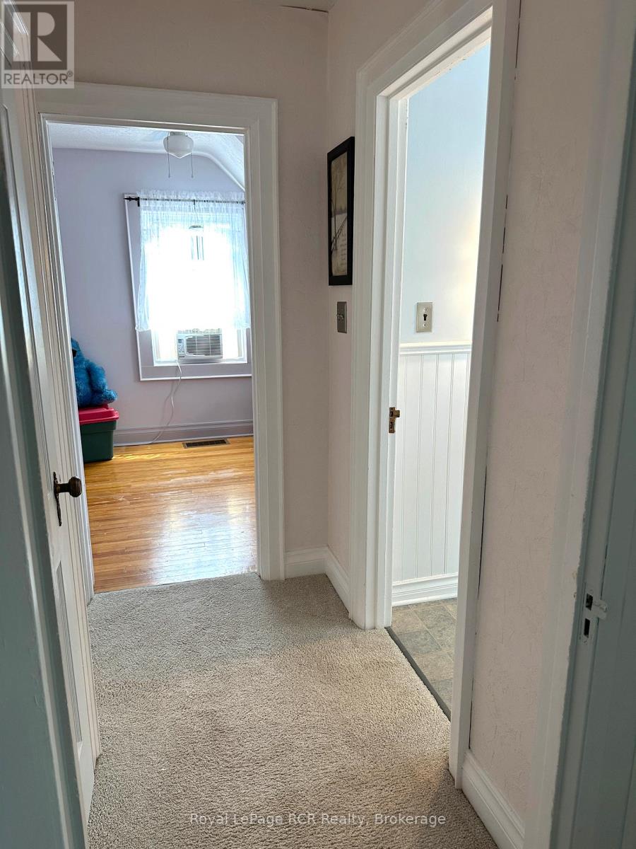 298 8th Street, Hanover, Ontario  N4N 1J7 - Photo 38 - X12223877