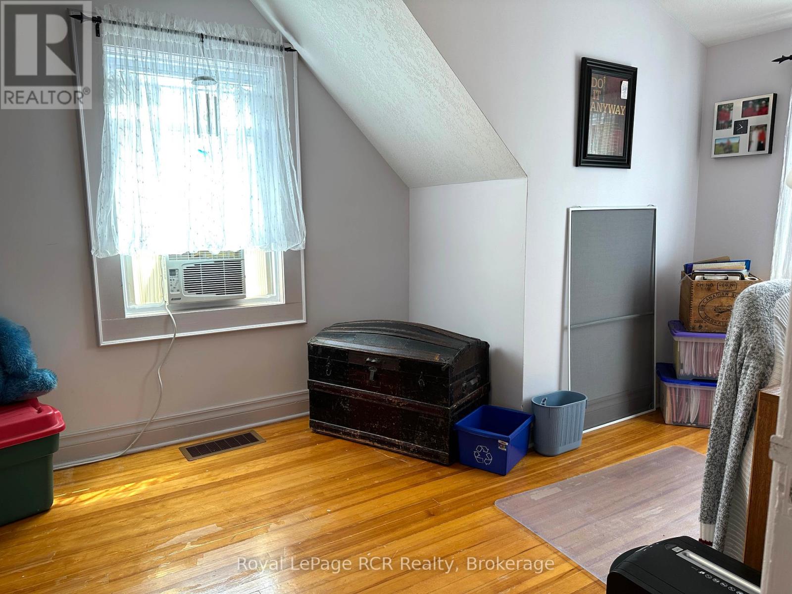 298 8th Street, Hanover, Ontario  N4N 1J7 - Photo 39 - X12223877