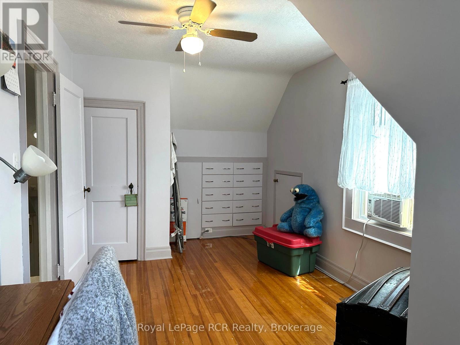 298 8th Street, Hanover, Ontario  N4N 1J7 - Photo 40 - X12223877