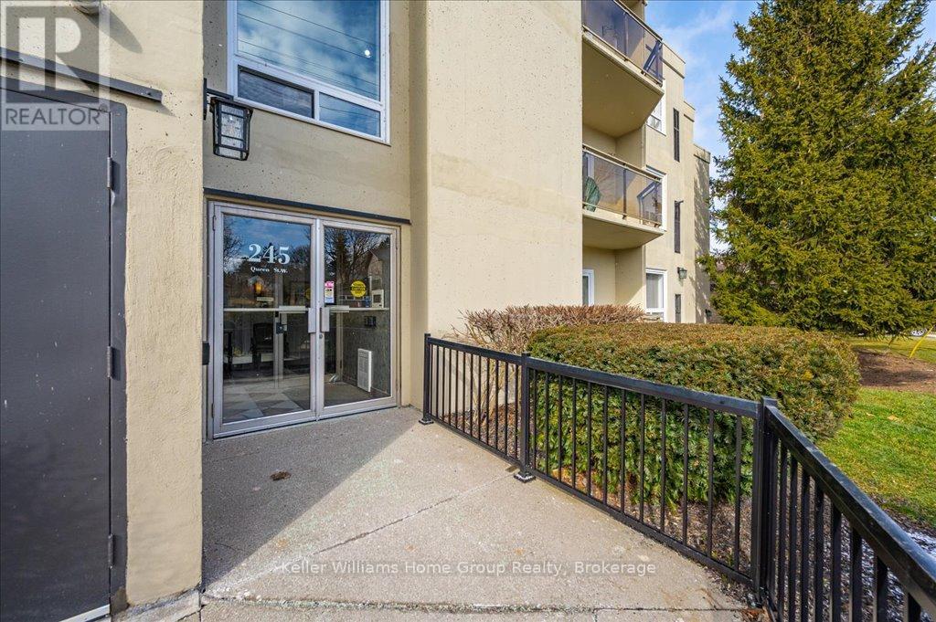 301 - 245 Queen Street W, Centre Wellington, Ontario  N1M 3R6 - Photo 2 - X12223895