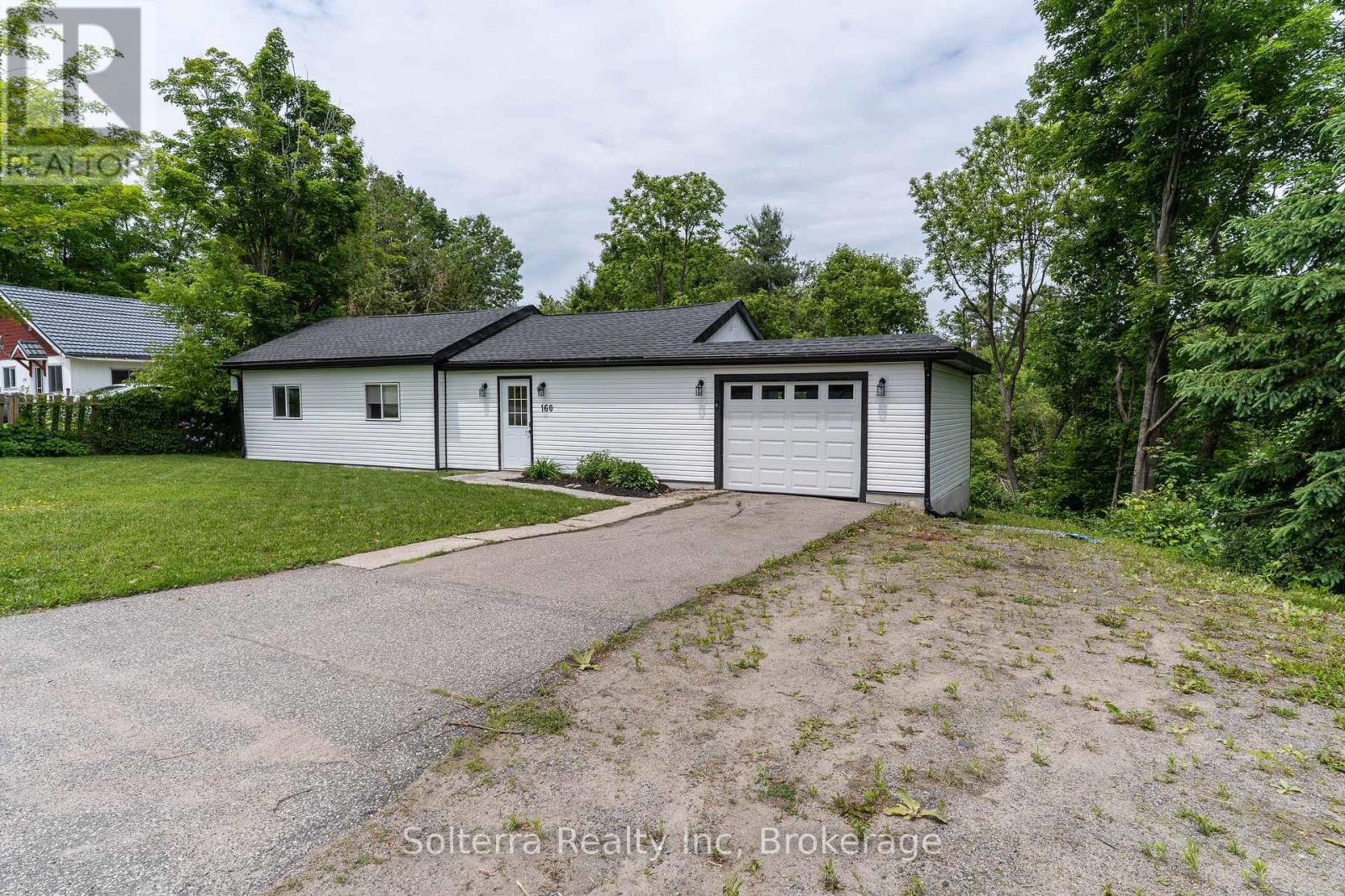 160 WAGNER ROAD W, Gravenhurst, Ontario