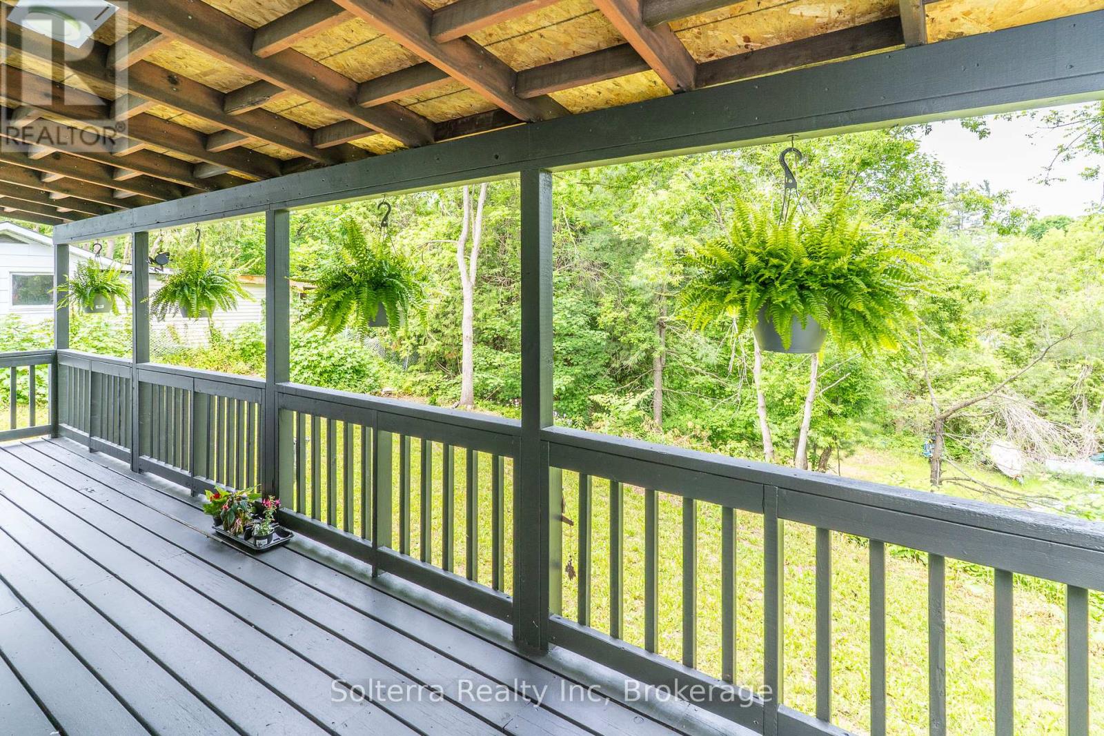 160 Wagner Road W, Gravenhurst, Ontario  P1P 1C3 - Photo 4 - X12223920