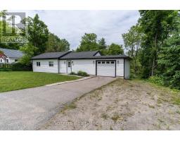 160 WAGNER ROAD W, Gravenhurst, Ontario