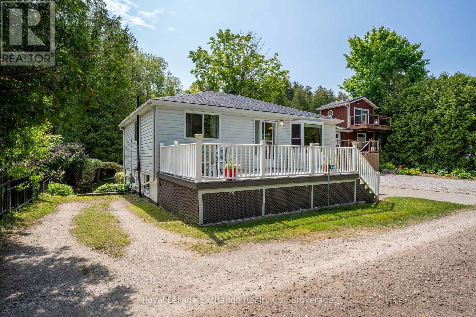 14 Mitchell Lane, Saugeen Shores, Ontario  N0H 2C0 - Photo 2 - X12223944