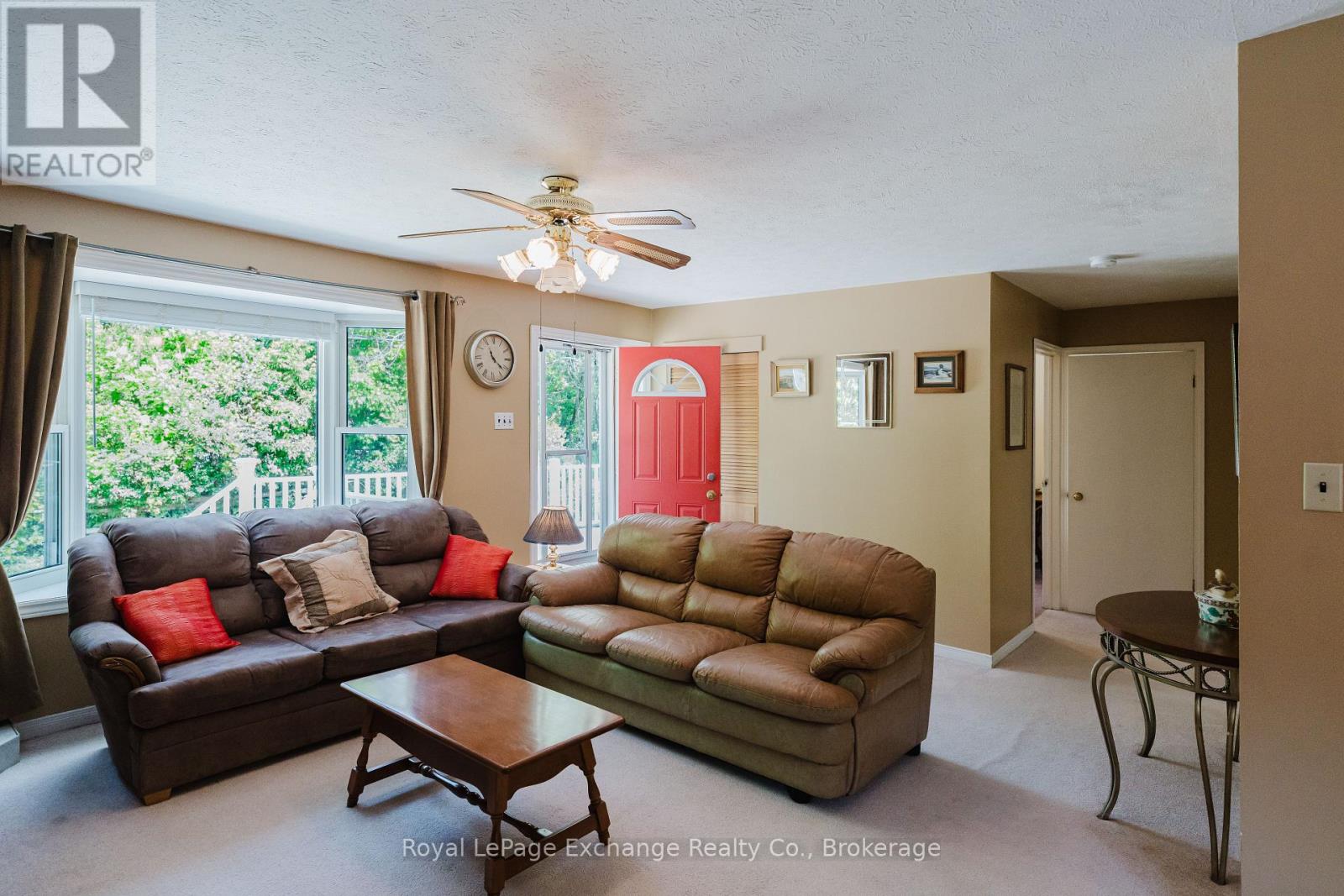 14 Mitchell Lane, Saugeen Shores, Ontario  N0H 2C0 - Photo 8 - X12223944