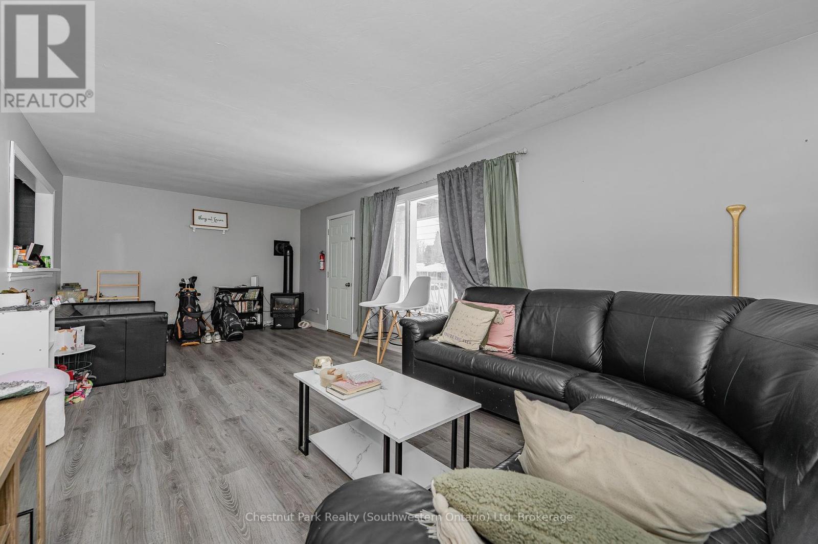 201 Alma Street N, Guelph, Ontario  N1H 5X9 - Photo 11 - X12223952