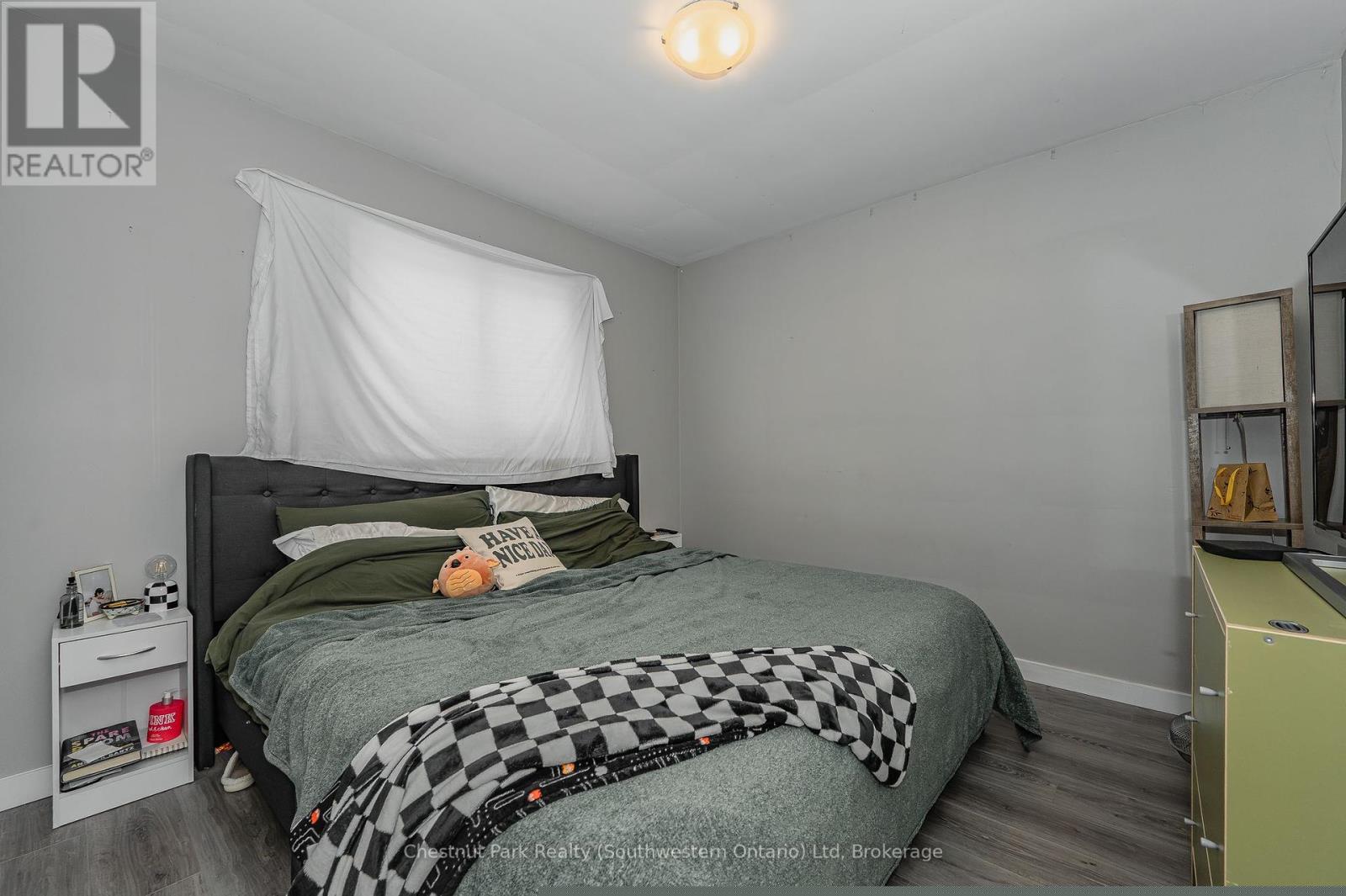 201 Alma Street N, Guelph, Ontario  N1H 5X9 - Photo 12 - X12223952