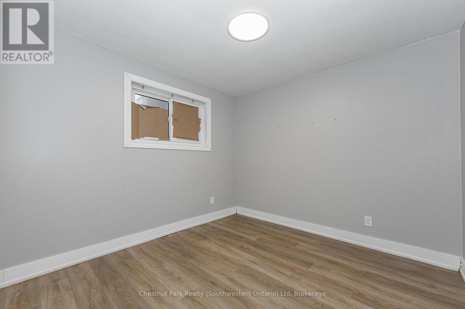 201 Alma Street N, Guelph, Ontario  N1H 5X9 - Photo 34 - X12223952