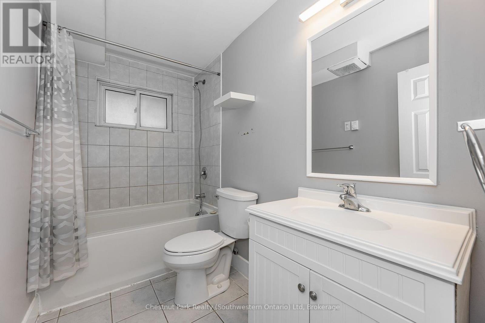 201 Alma Street N, Guelph, Ontario  N1H 5X9 - Photo 38 - X12223952