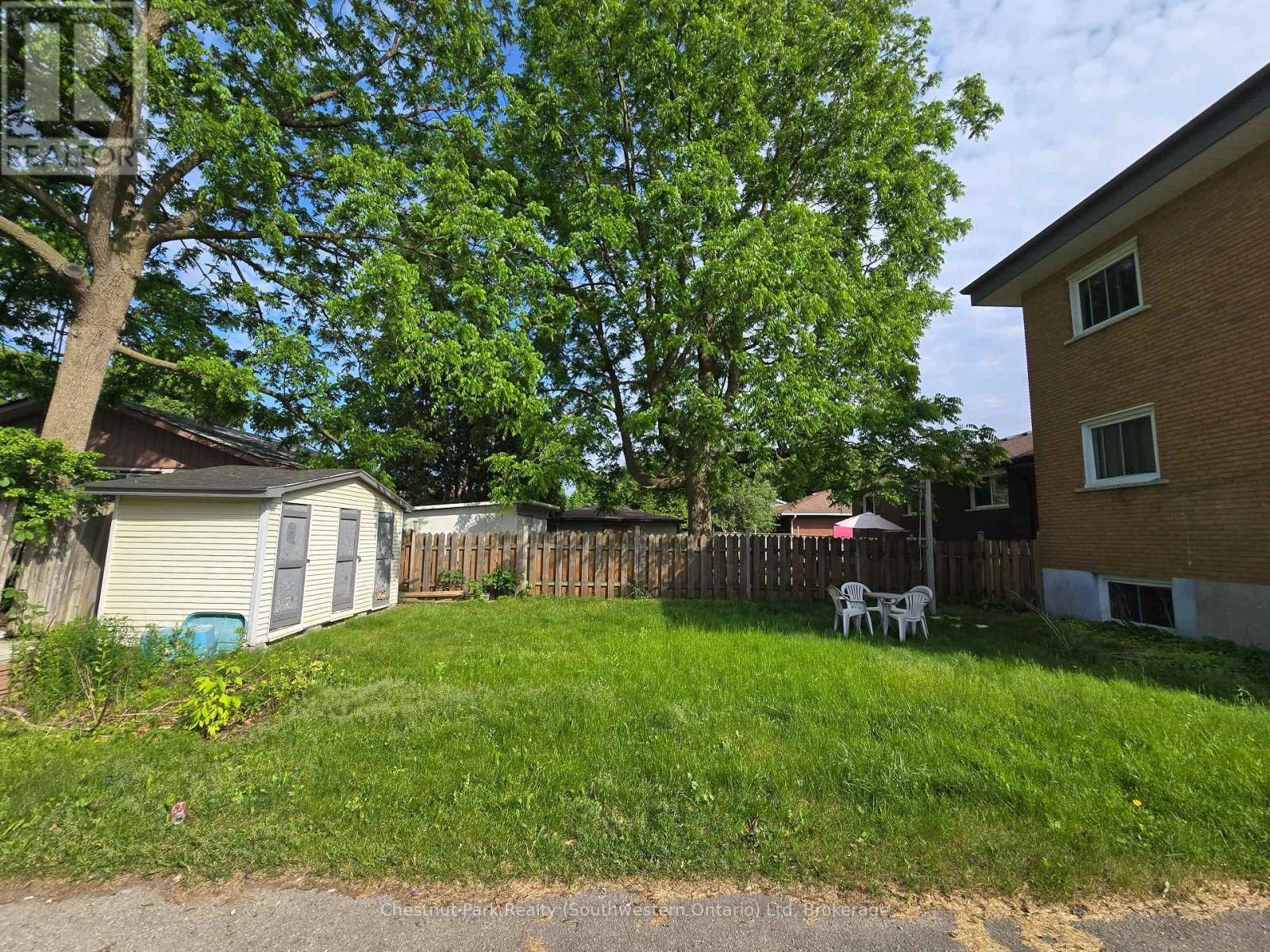 201 Alma Street N, Guelph, Ontario  N1H 5X9 - Photo 40 - X12223952