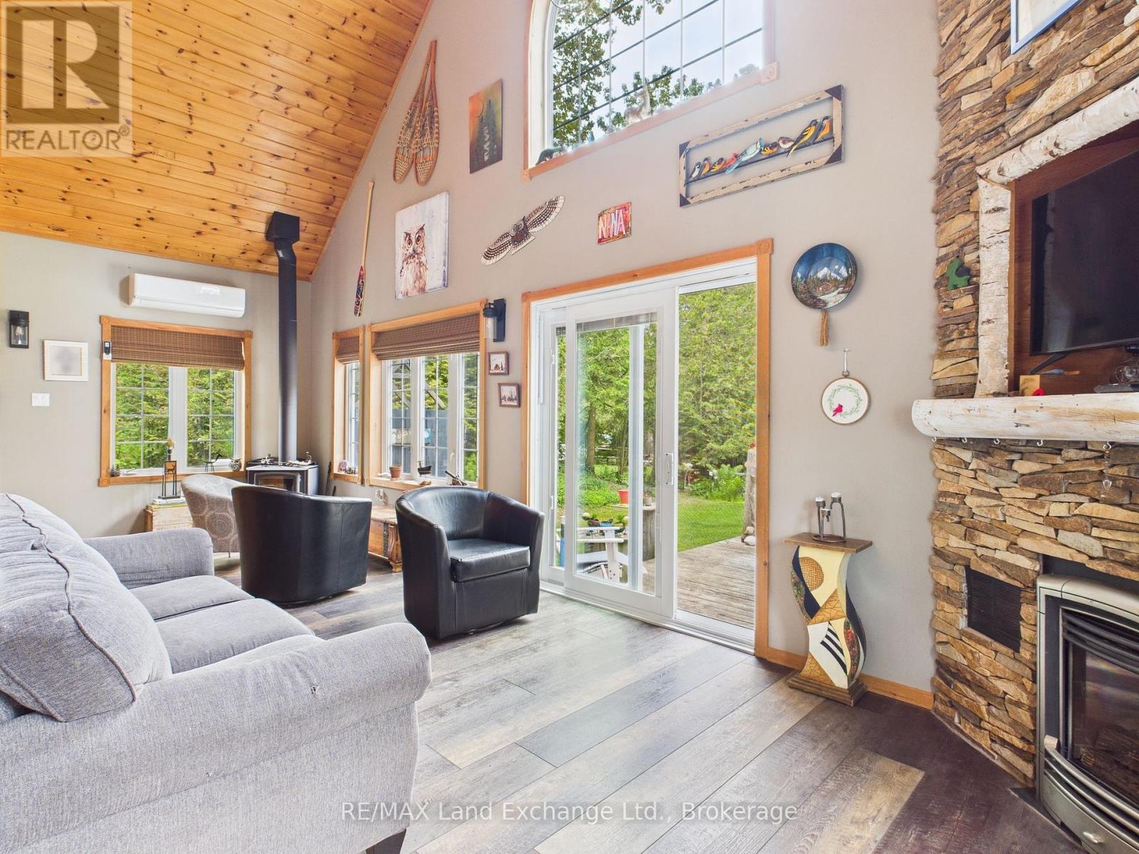45 Smith Lane, Huron-Kinloss, Ontario  N2Z 0B3 - Photo 15 - X12223982