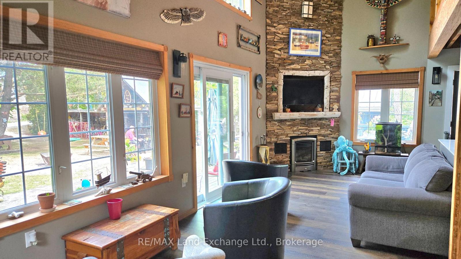 45 Smith Lane, Huron-Kinloss, Ontario  N2Z 0B3 - Photo 5 - X12223982