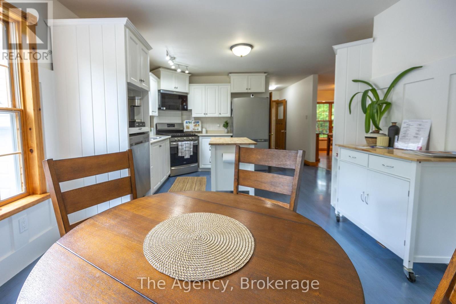 1411 Cedar Lane, Bracebridge, Ontario  P1L 1W9 - Photo 10 - X12224005