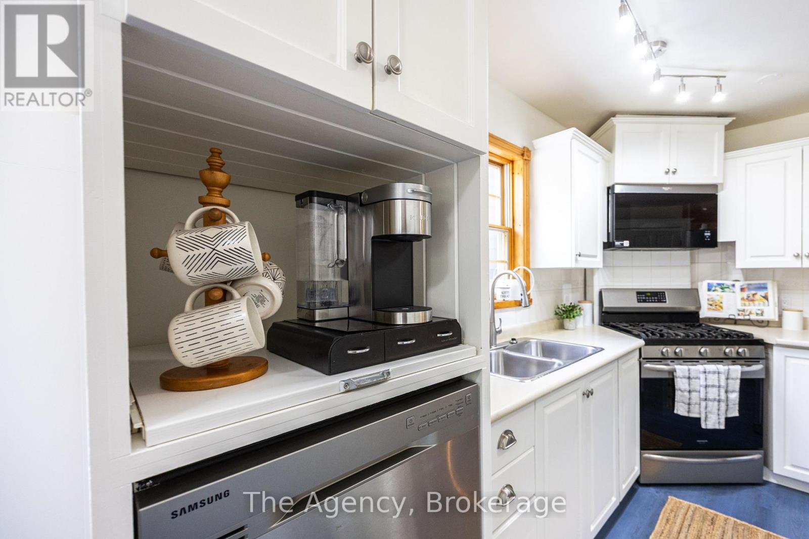 1411 Cedar Lane, Bracebridge, Ontario  P1L 1W9 - Photo 12 - X12224005