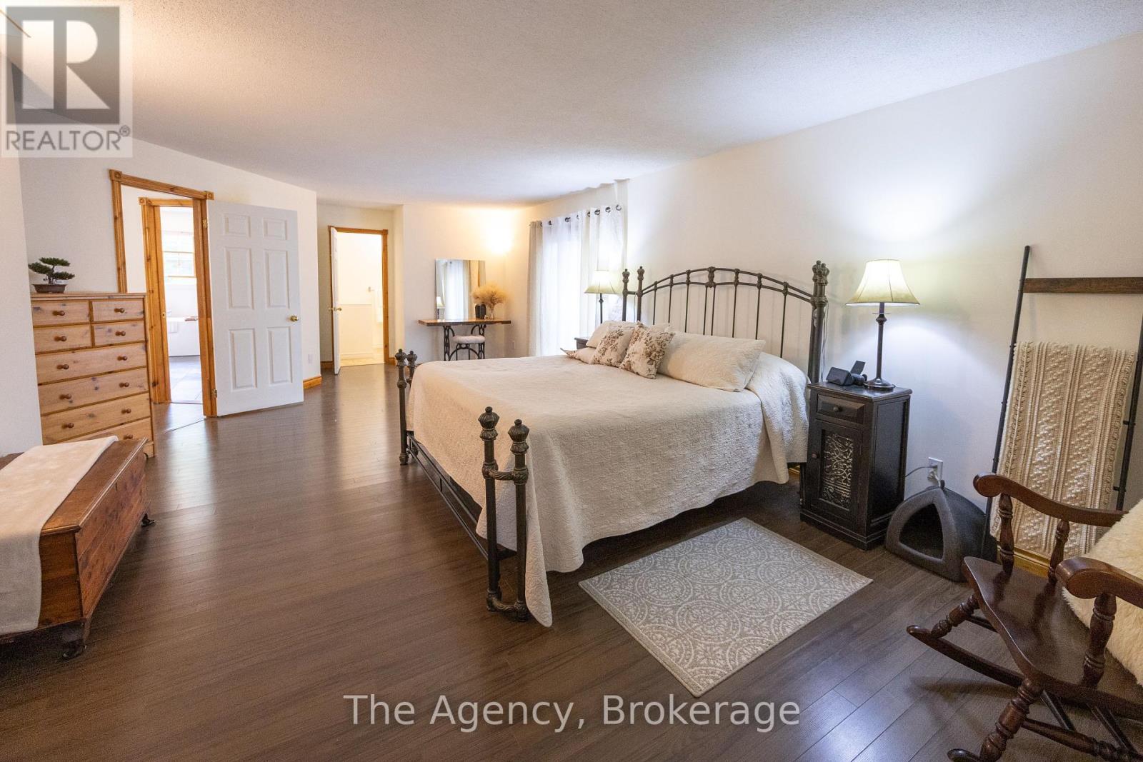 1411 Cedar Lane, Bracebridge, Ontario  P1L 1W9 - Photo 27 - X12224005