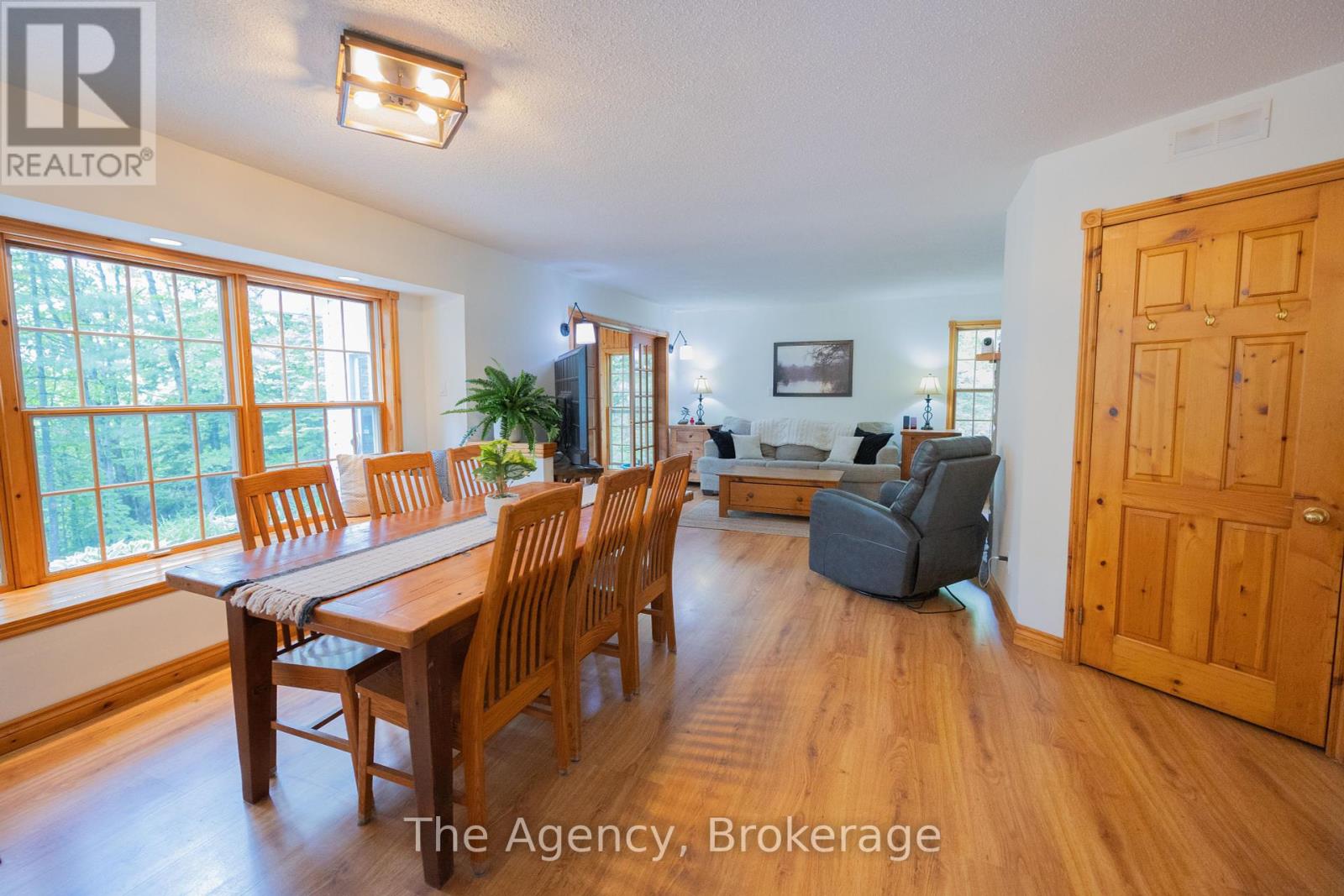 1411 Cedar Lane, Bracebridge, Ontario  P1L 1W9 - Photo 7 - X12224005