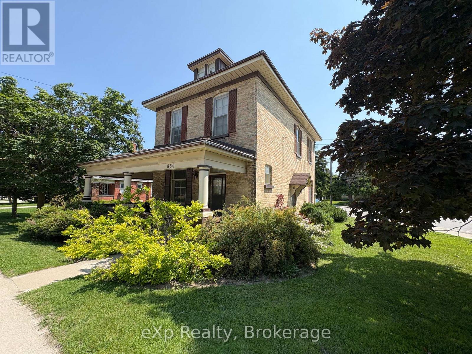 830 Yonge Street S, Brockton, Ontario  N0G 2V0 - Photo 2 - X12224028