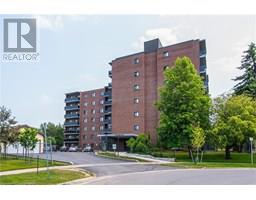 279 CHANDLER Drive Unit# 403, Kitchener, Ontario