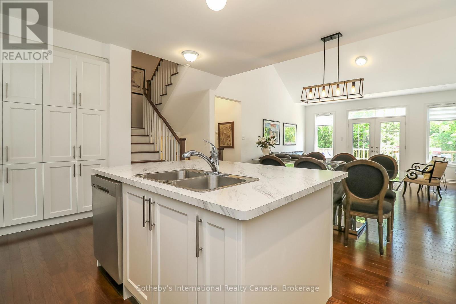 36 Kirby Avenue, Collingwood, Ontario  L9Y 3W8 - Photo 13 - S12224057
