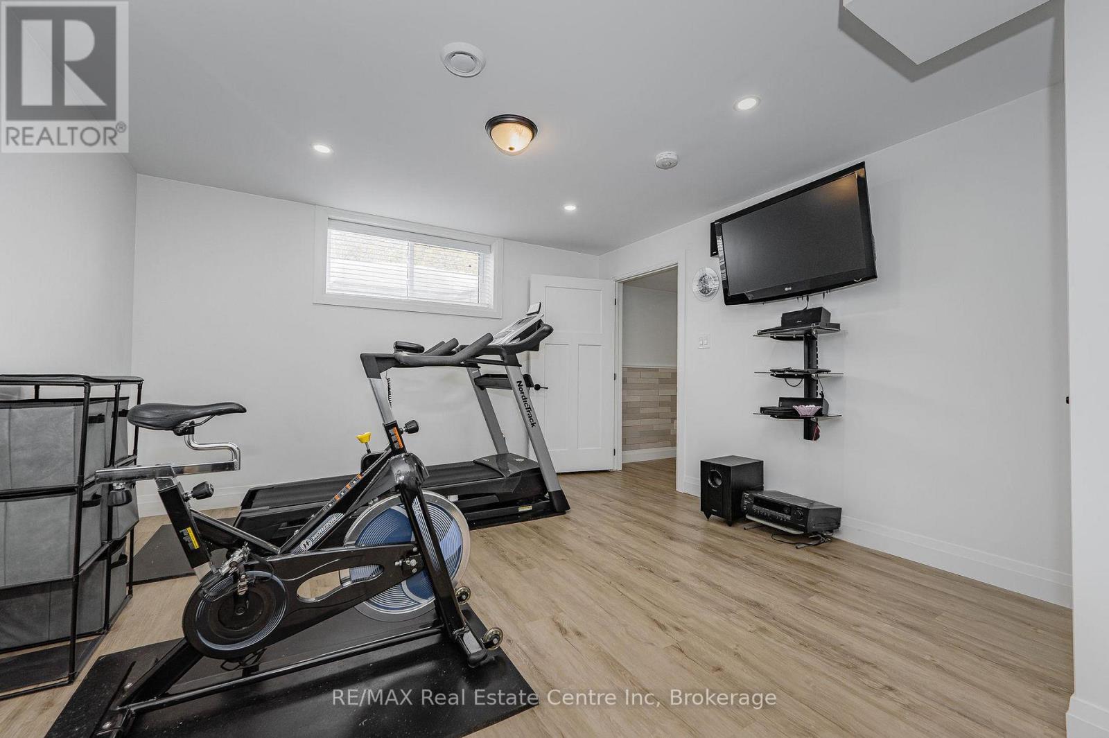 635 King Street, Minto, Ontario  N0G 2P0 - Photo 27 - X12224189