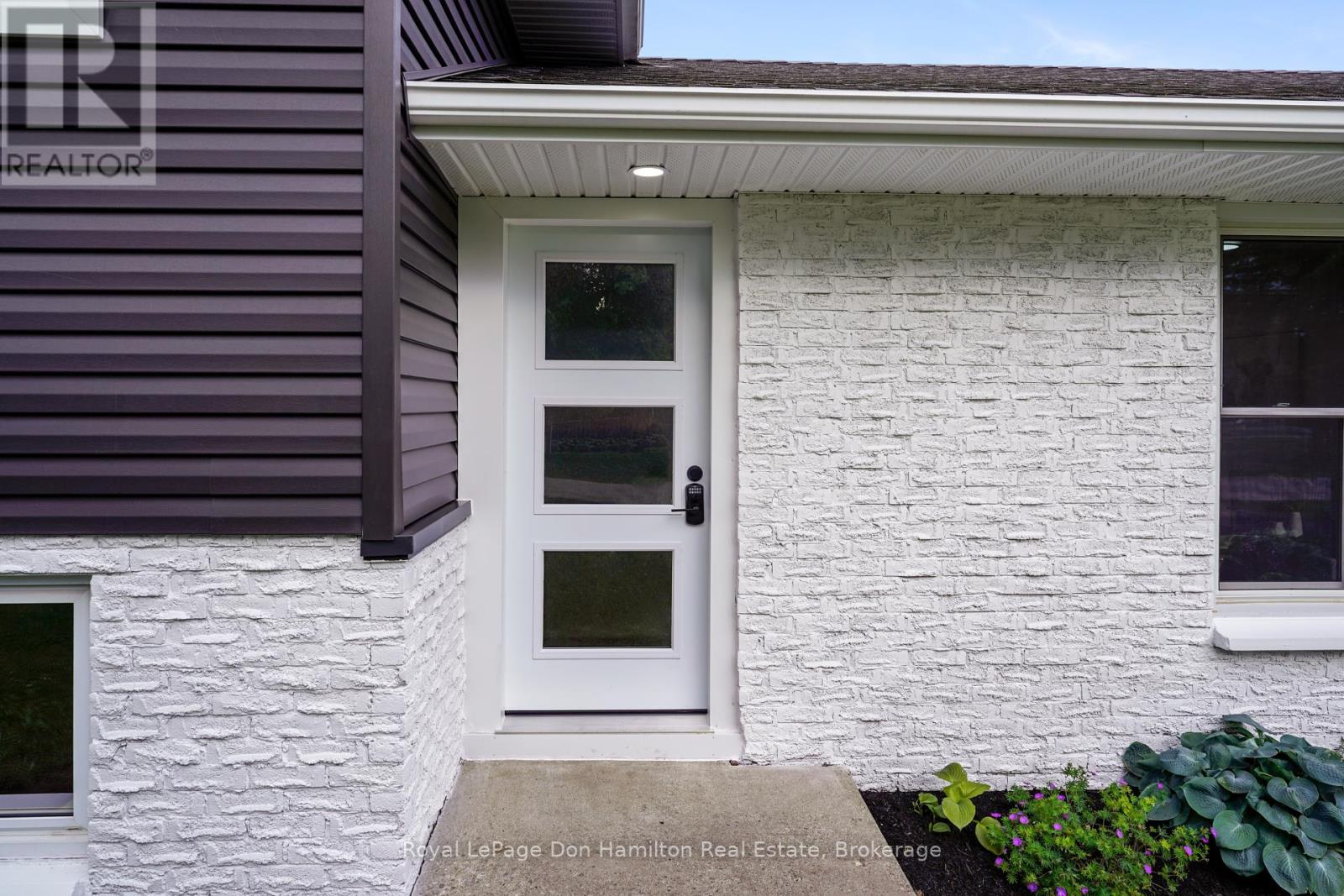 83 Lorne Avenue, Bluewater, Ontario  N0M 1X0 - Photo 3 - X12224357