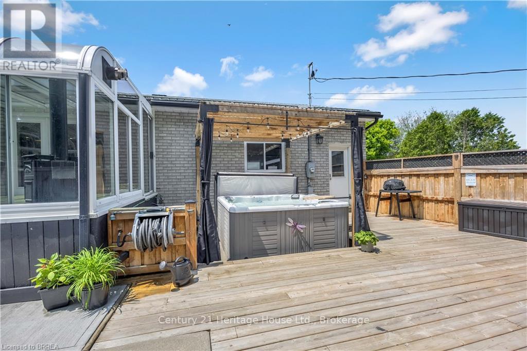 3 Saint Catharine Street, Brant, Ontario  N0E 1A0 - Photo 38 - X12224363