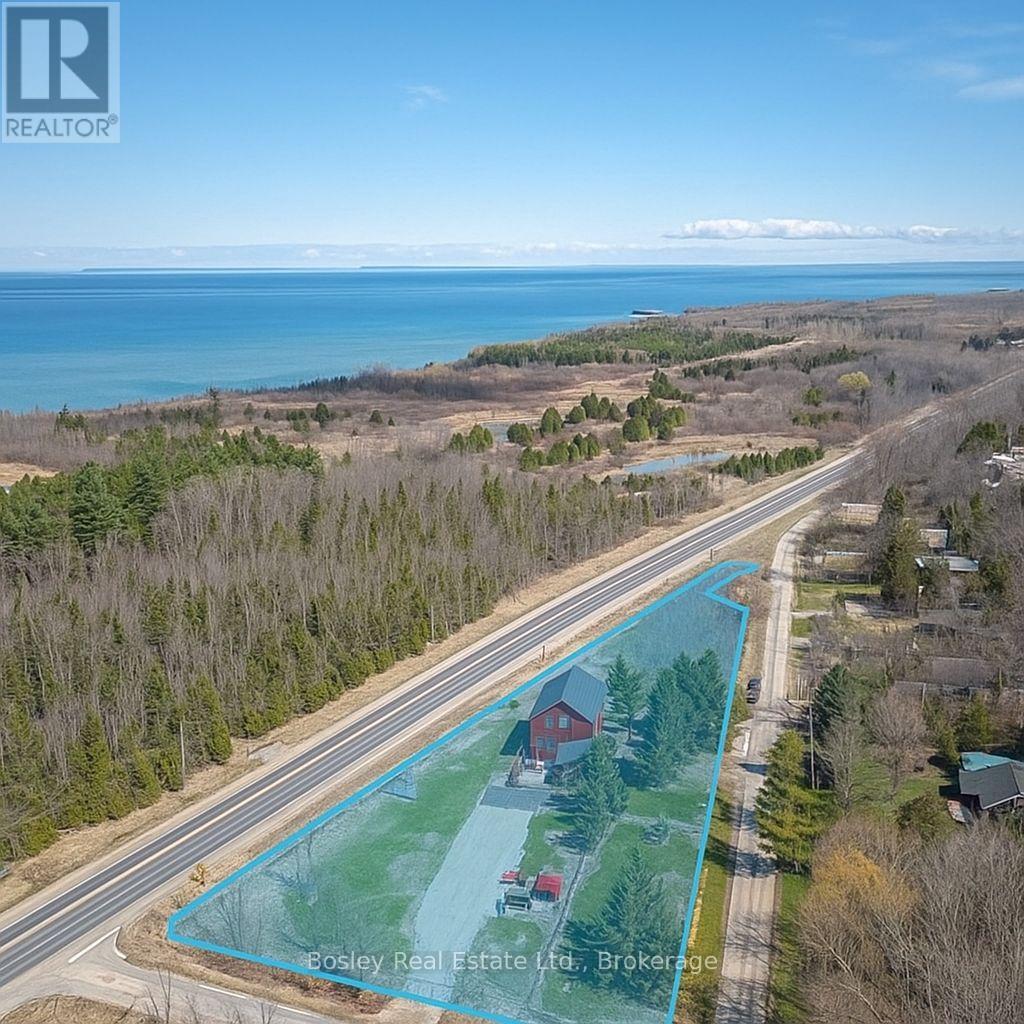 121 Old Highway 26, Meaford, Ontario  N4L 1W7 - Photo 1 - X12224413