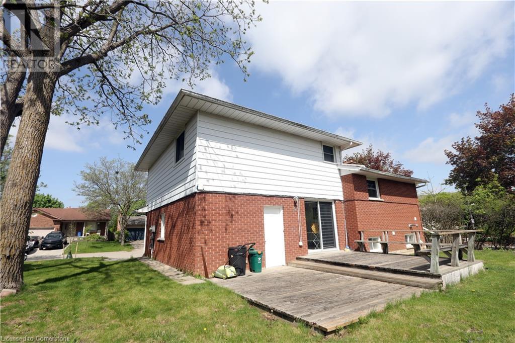 77 Orchard Mill Crescent, Kitchener, Ontario  N2P 1T2 - Photo 5 - 40741633