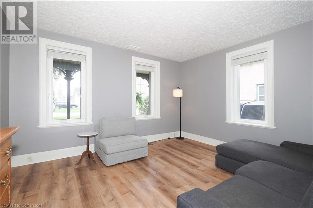 107 Woolwich Street S, Breslau, Ontario  N0B 1M0 - Photo 8 - 40741701