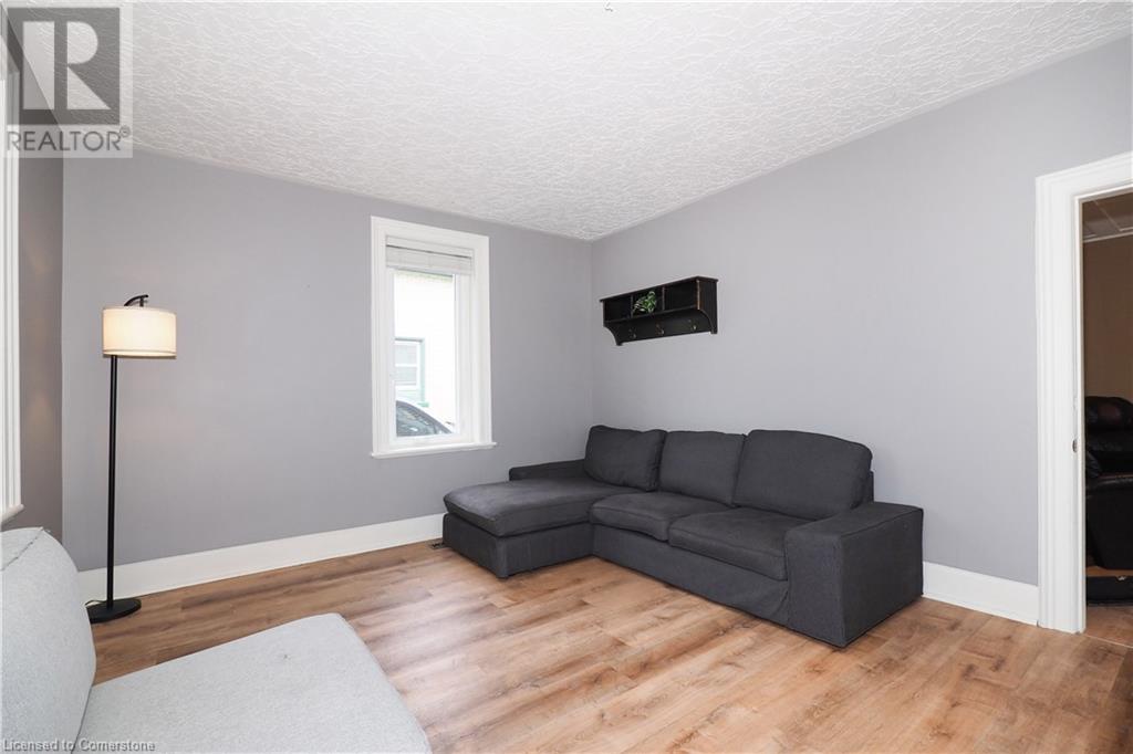 107 Woolwich Street S, Breslau, Ontario  N0B 1M0 - Photo 9 - 40741701