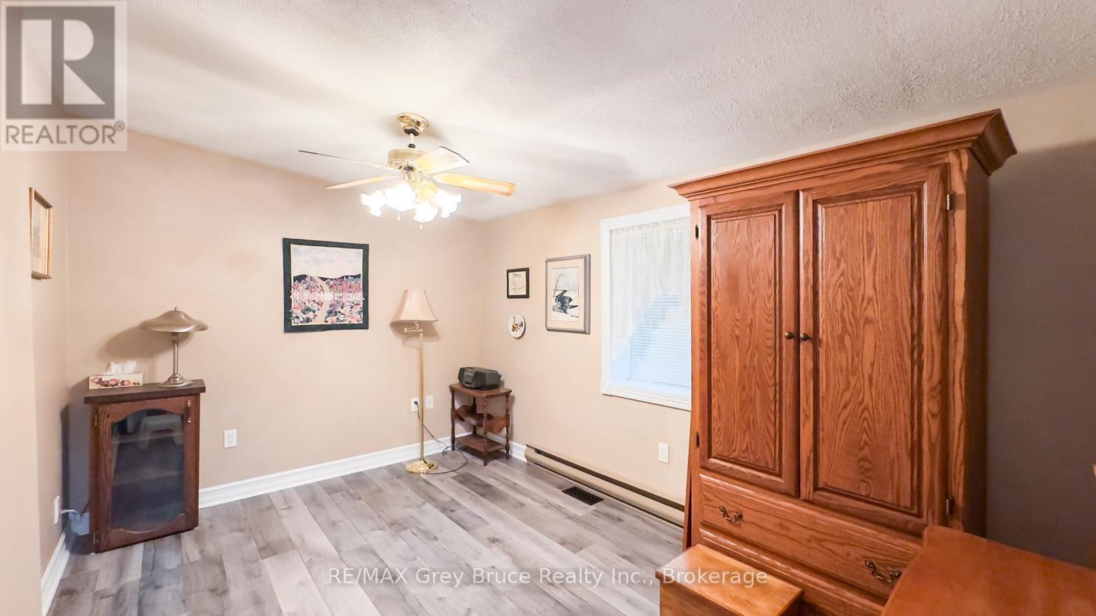 46 Main Street, Arran-Elderslie, Ontario  N0H 2N0 - Photo 22 - X12224441
