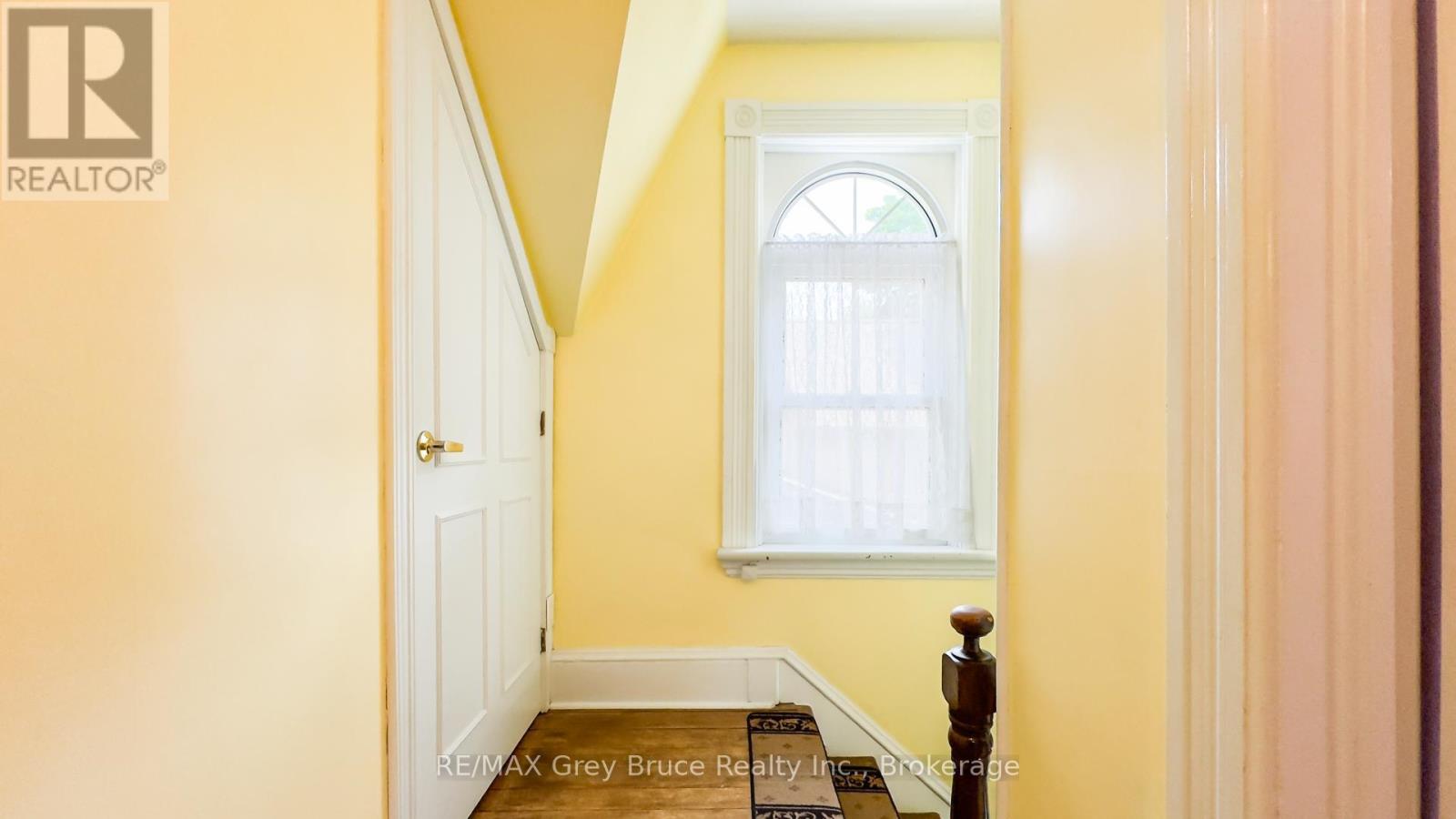 46 Main Street, Arran-Elderslie, Ontario  N0H 2N0 - Photo 32 - X12224441