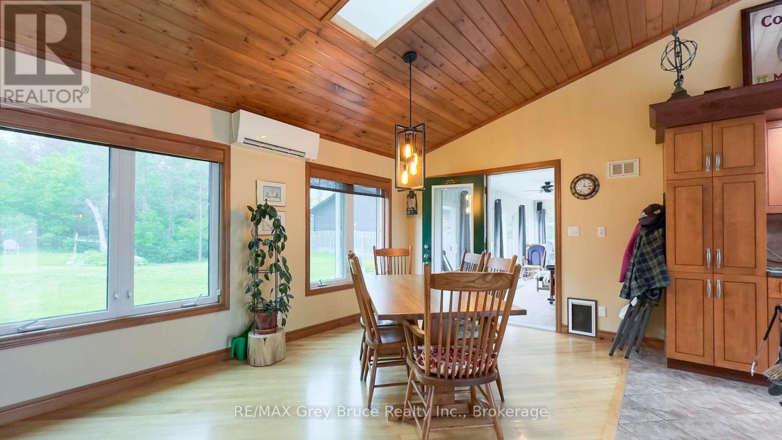 236 Bruce Street, South Bruce Peninsula, Ontario  N0H 2T0 - Photo 15 - X12224444
