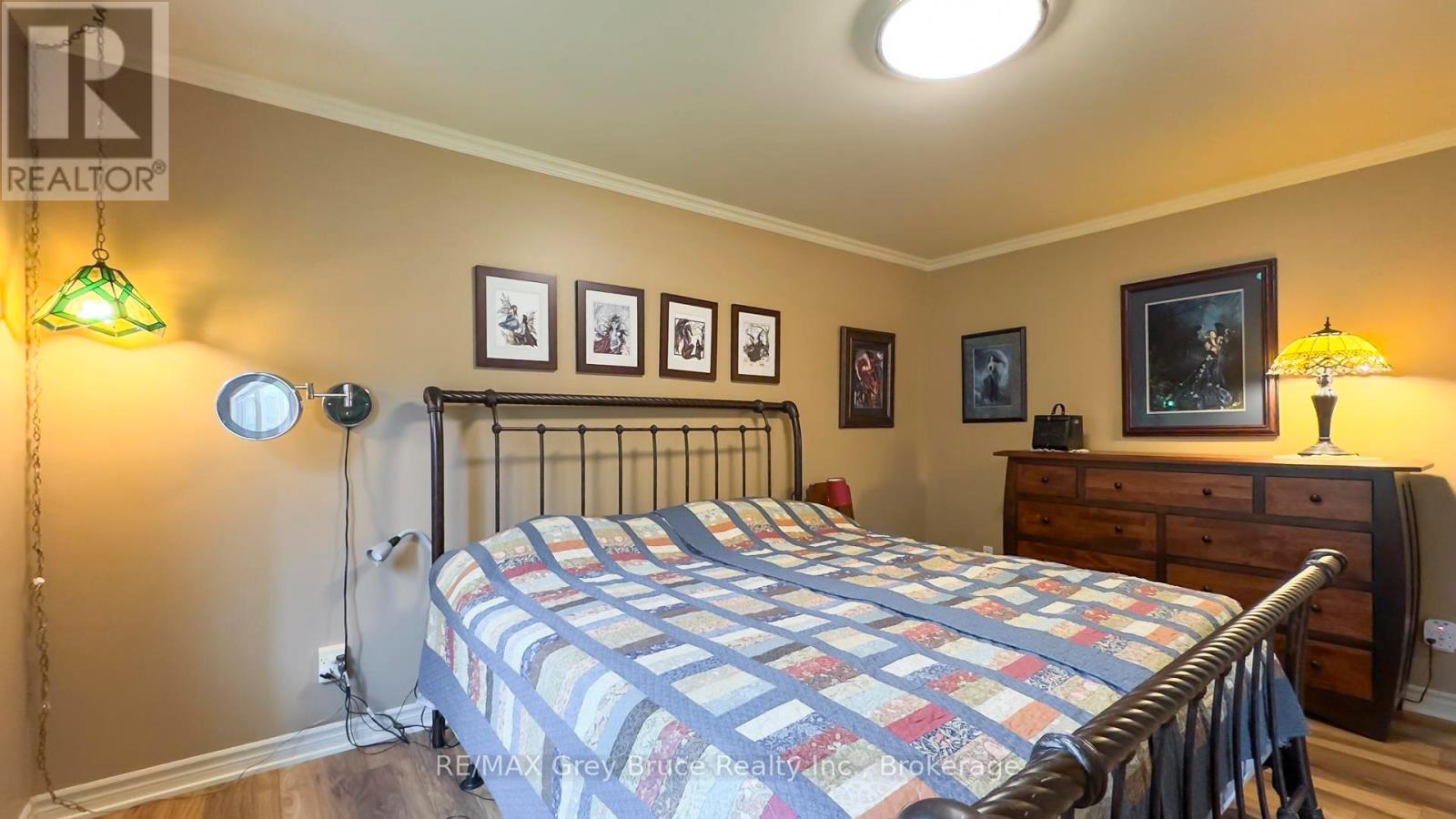 236 Bruce Street, South Bruce Peninsula, Ontario  N0H 2T0 - Photo 26 - X12224444