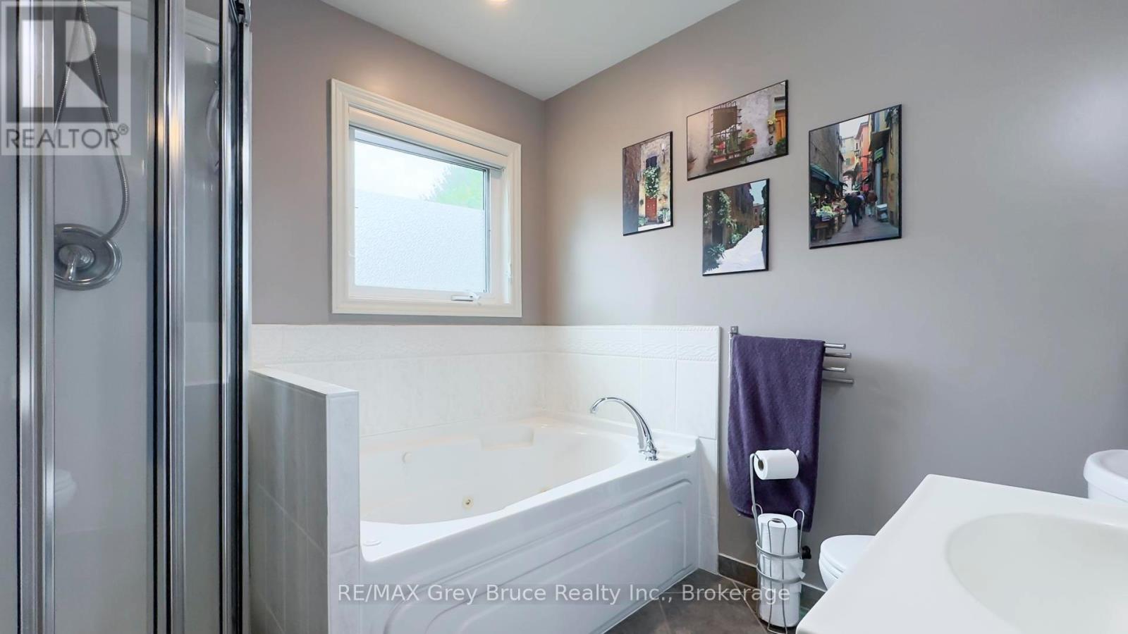 236 Bruce Street, South Bruce Peninsula, Ontario  N0H 2T0 - Photo 27 - X12224444