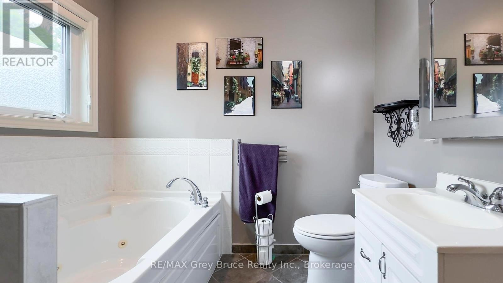 236 Bruce Street, South Bruce Peninsula, Ontario  N0H 2T0 - Photo 28 - X12224444
