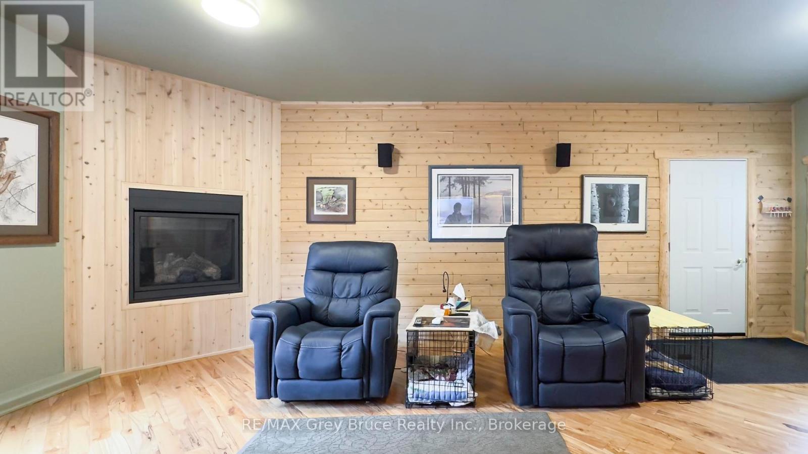 236 Bruce Street, South Bruce Peninsula, Ontario  N0H 2T0 - Photo 31 - X12224444