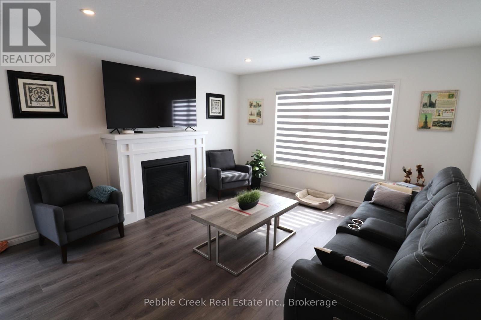 263 Lake Breeze Drive, Ashfield-Colborne-Wawanosh, Ontario  N7A 0C6 - Photo 13 - X12224486