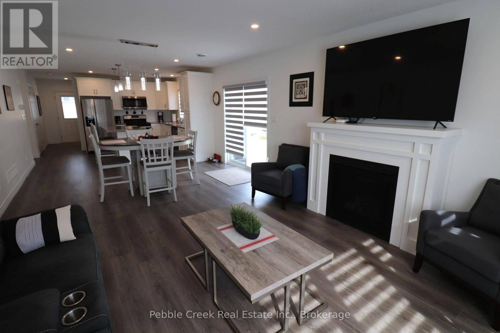 263 Lake Breeze Drive, Ashfield-Colborne-Wawanosh, Ontario  N7A 0C6 - Photo 14 - X12224486
