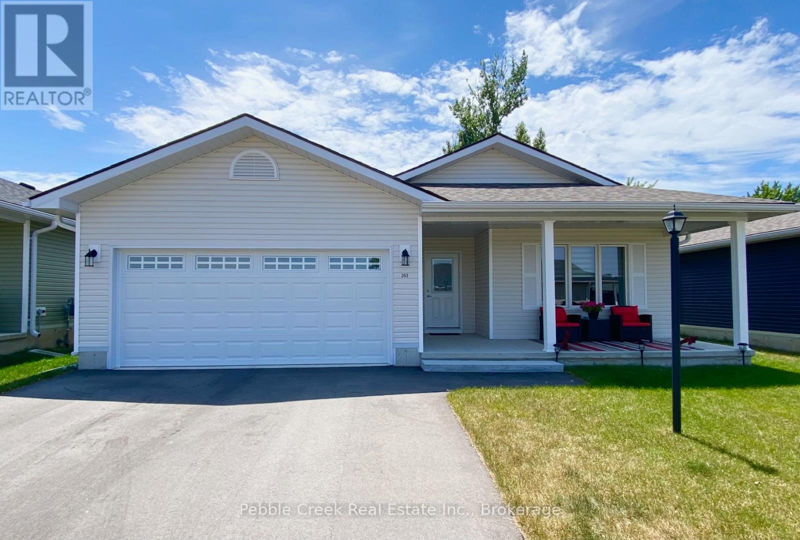 263 Lake Breeze Drive, Ashfield-Colborne-Wawanosh, Ontario  N7A 0C6 - Photo 2 - X12224486