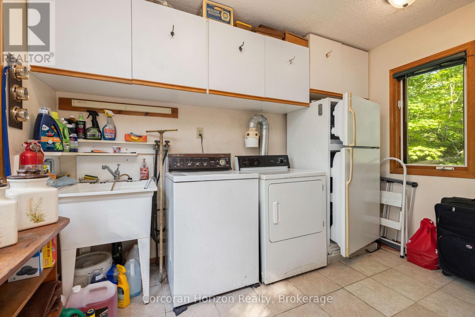 395 Berwick Road, Georgian Bay, Ontario  L0K 1S0 - Photo 23 - X12224492