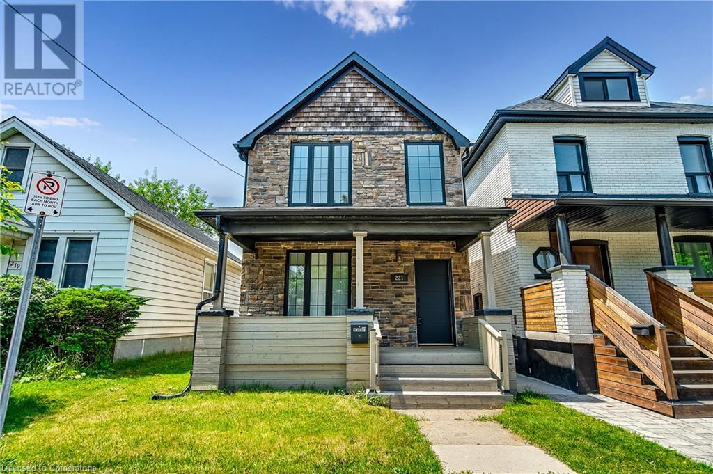 221 Rosslyn Avenue N, Hamilton, Ontario  L8L 7P8 - Photo 2 - 40741744